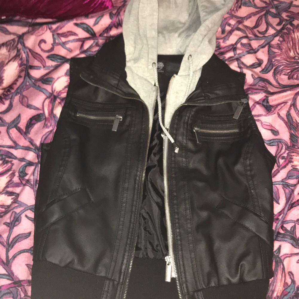 Never worn